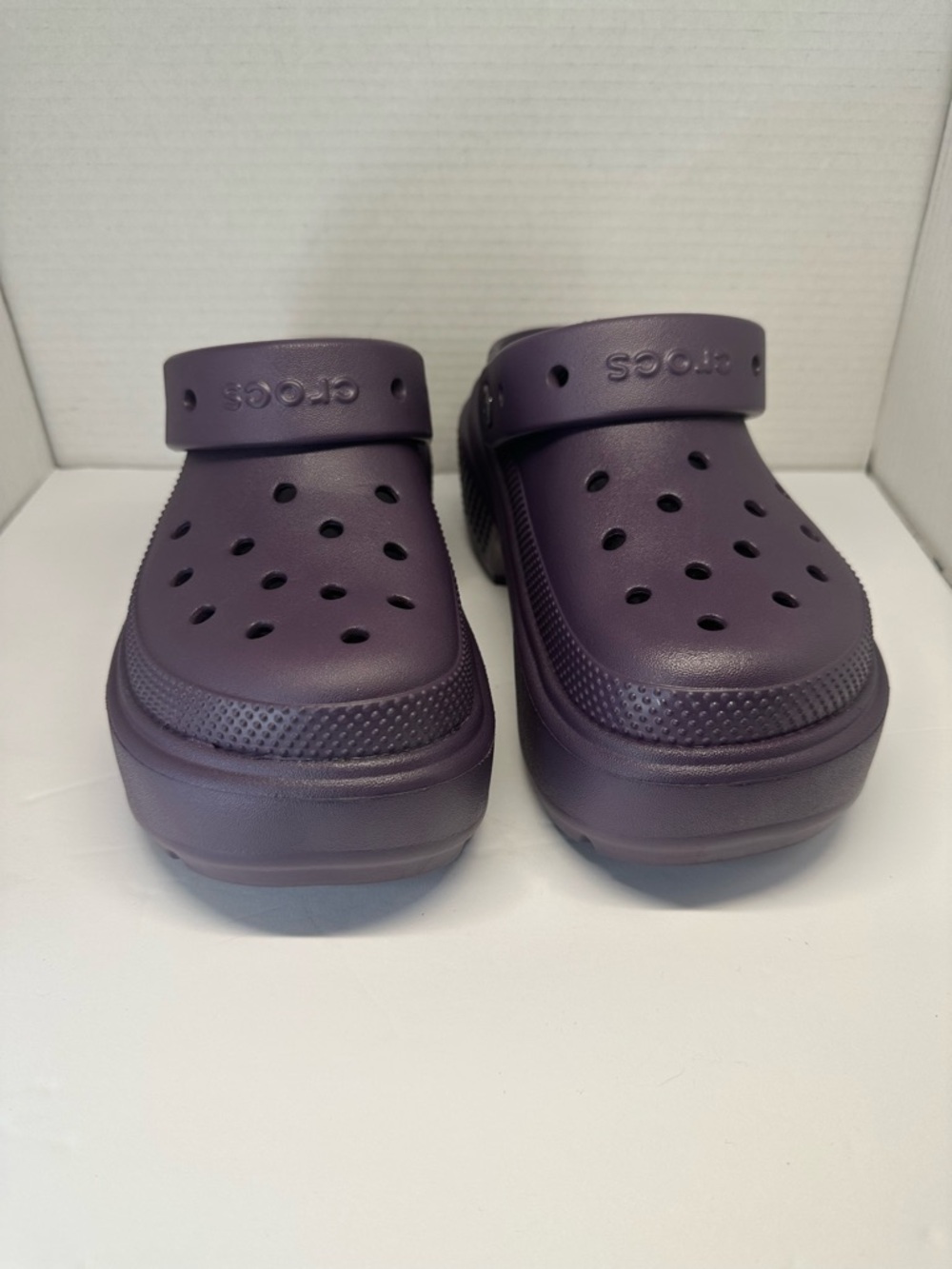Crocs Women's Stomp Platform Dark Iris Clogs Size 7